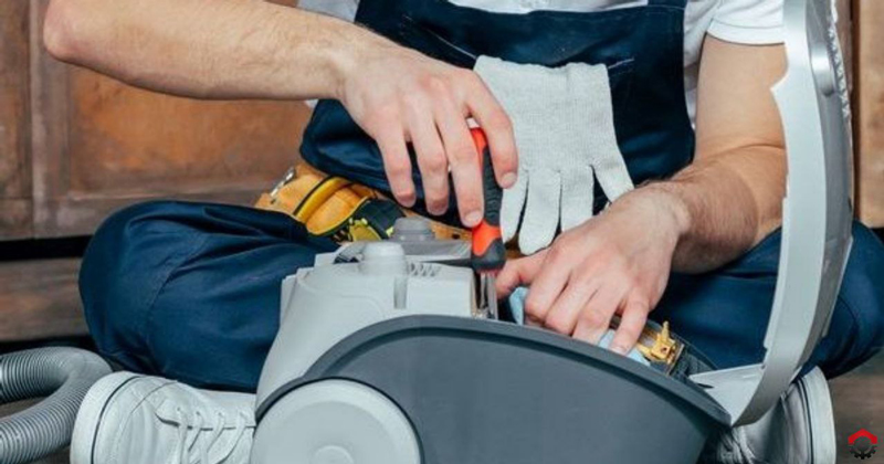 علت جرقه زدن جاروبرقی | دلایل مهم و روش حل آن